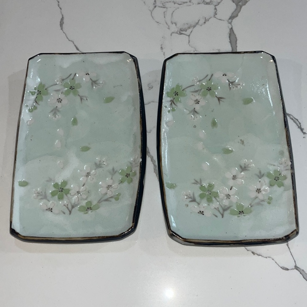 EUC set of 2 ceramic sushi trays